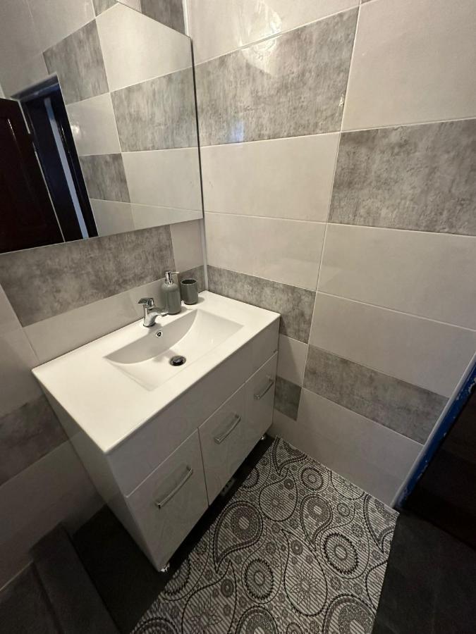 Curtea de ArgeşCasa Eroilor别墅 外观 照片